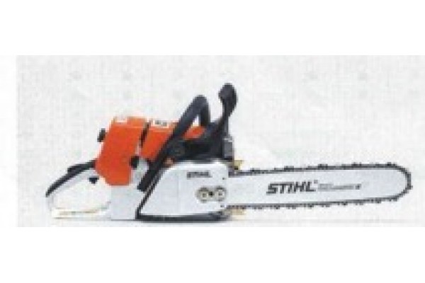 Benzin Motorlu Ağaç Testeresi